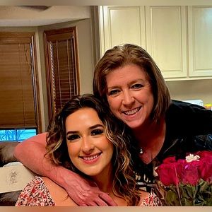 Meet your Posher, Carla